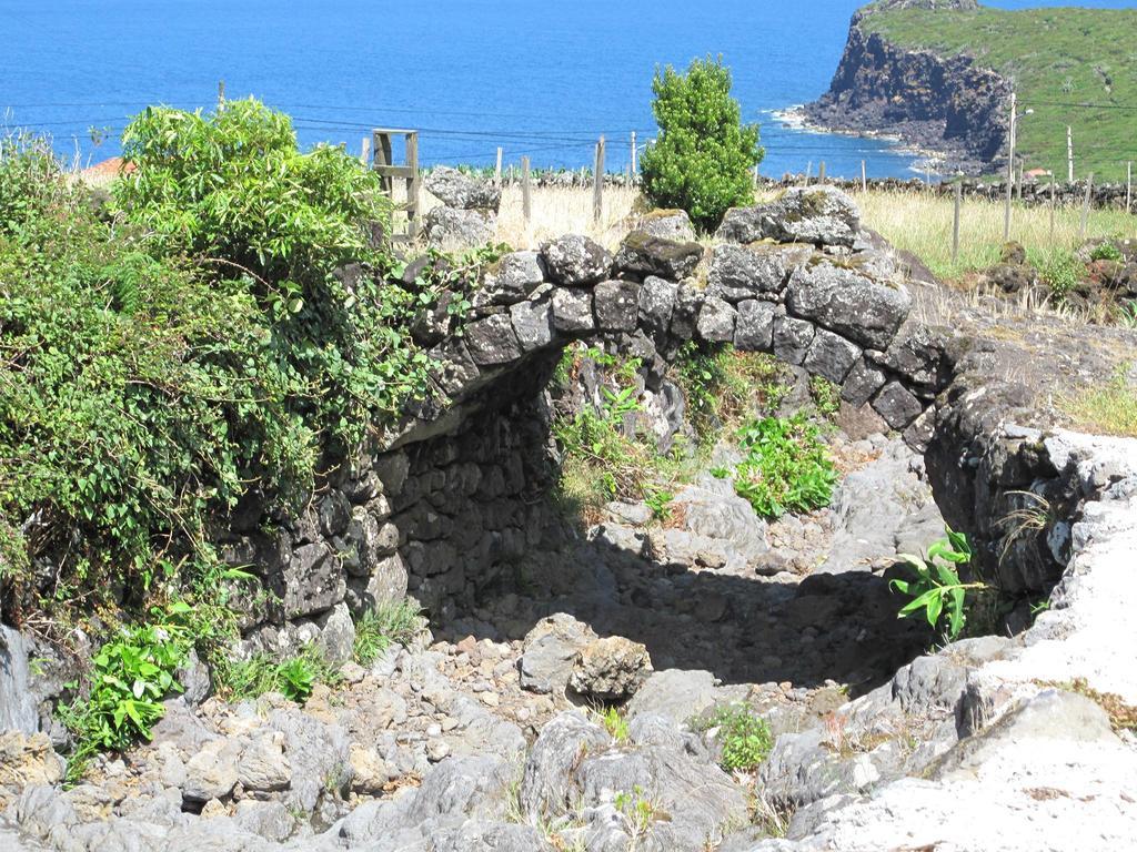 Pico Formoso Vinea Lava Alojamentos Pico Prainha  Exteriör bild